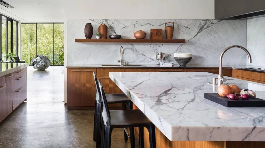 Cocina son superficie de mármol