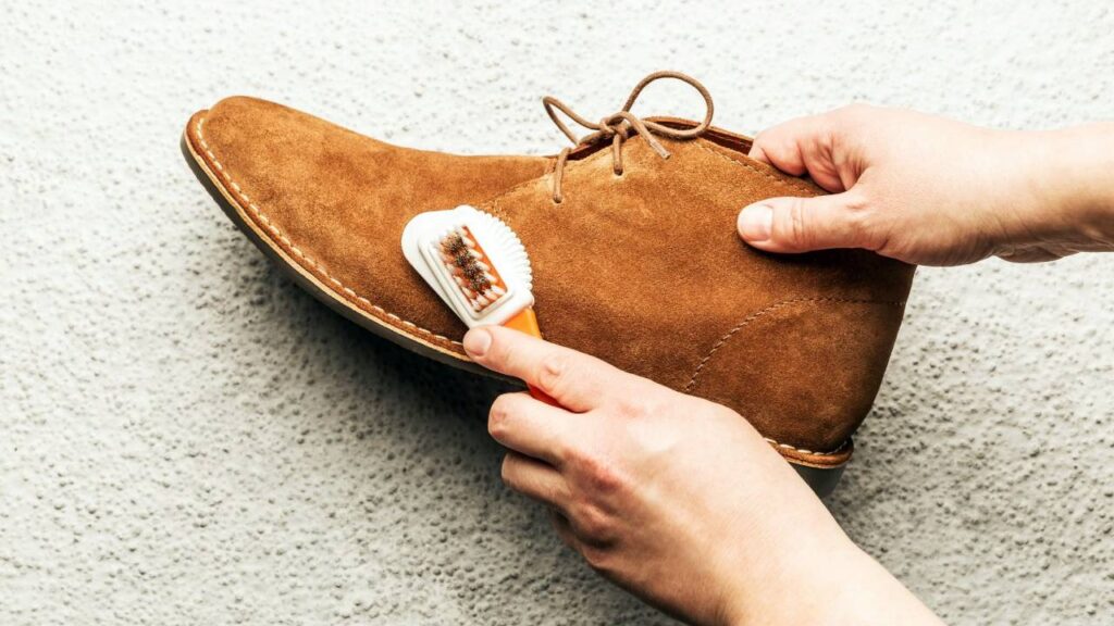 limpiar zapatos de ante